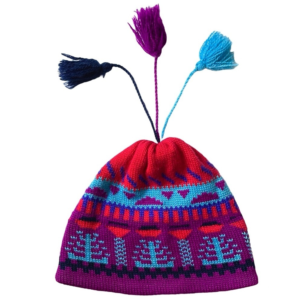 Colourful Vintage 100% Wool Toque Hat, Fleece Lined, Tassels, Made in Canada - Picture 8 of 8